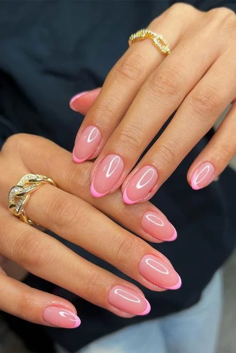 soft-pink-nails-with-design-33_11-5 Unghii roz moale cu design