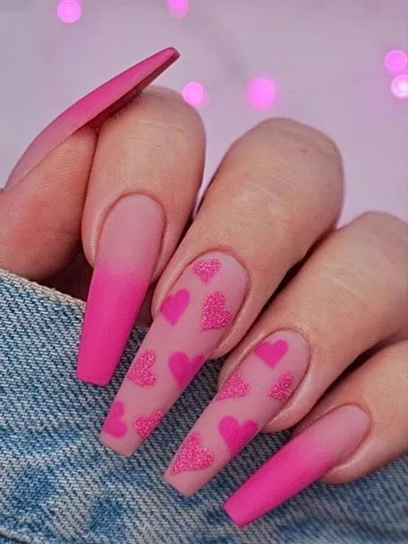 valentines-day-nails-pink-02_7-14 Ziua Îndrăgostiților cuie roz
