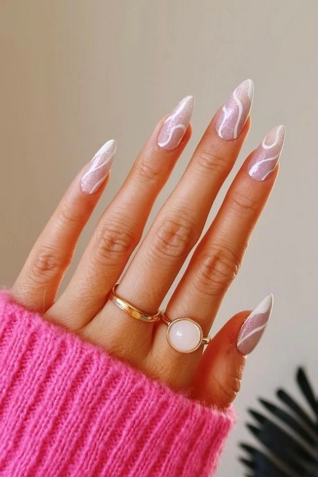 white-and-pink-swirl-nails-91_13-7 Unghii vârtej alb și roz