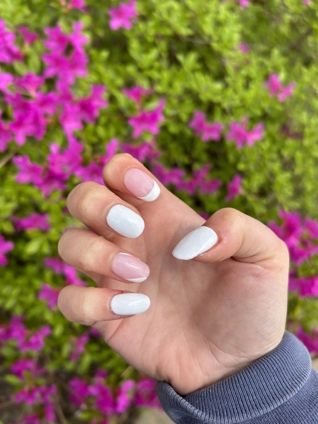 white-prom-nails-42_2-8 Unghiile albe de bal