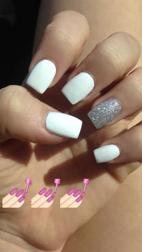white-short-nails-with-glitter-81_11-3 Unghii scurte albe cu sclipici