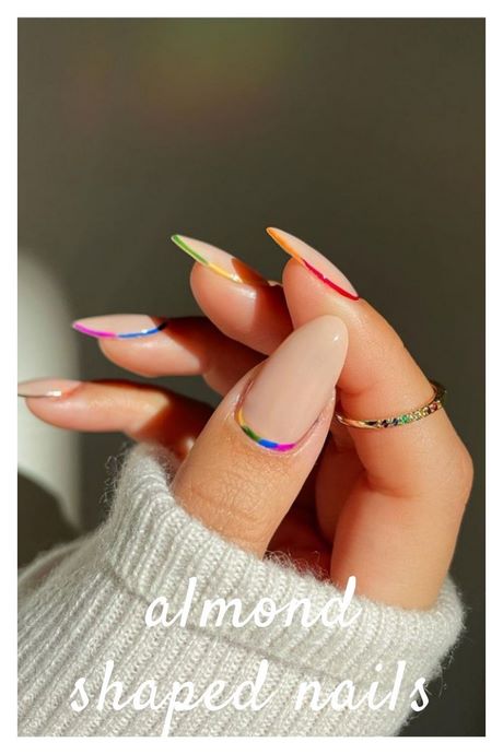 almond-nail-designs-2022-53_16 Modele de unghii de migdale 2022