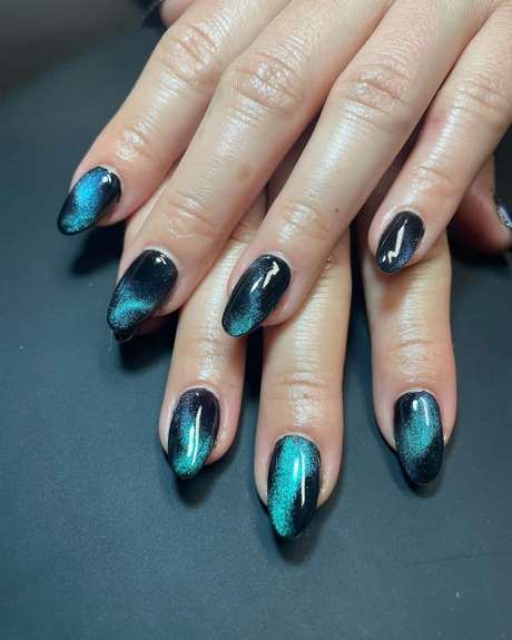 blue-nail-designs-2022-77_8 Modele de unghii albastre 2022