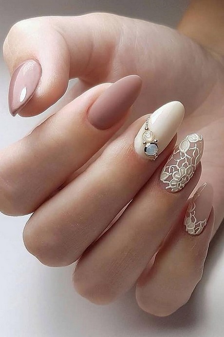 bridal-nail-art-designs-2022-79 Modele de unghii de mireasă 2022