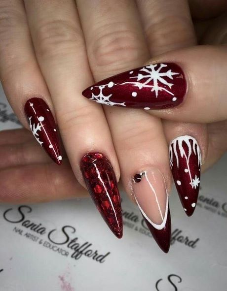 christmas-gel-nail-designs-2022-16_5 Modele de unghii cu gel de Crăciun 2022