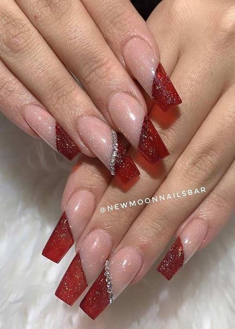 clear-nail-designs-2022-79_10 Modele clare de unghii 2022