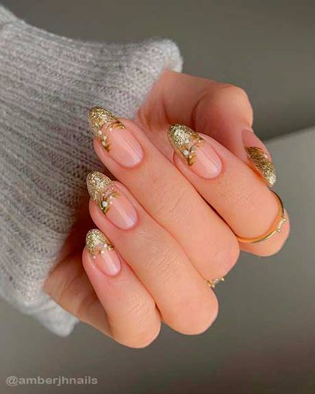 gold-nail-designs-2022-47_2 Modele de unghii de aur 2022