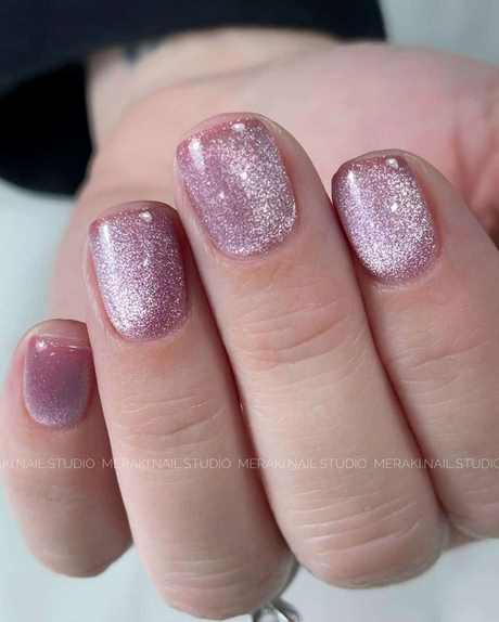 nail-art-for-short-nails-2022-82_9 Nail art pentru unghii scurte 2022