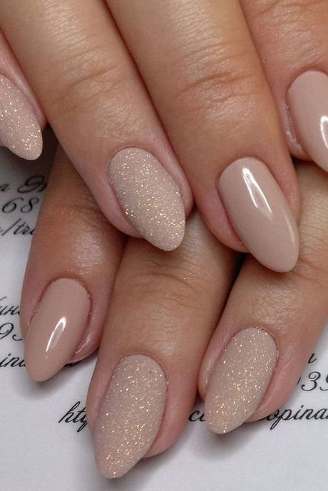 nail-designs-and-colors-2022-43_3 Modele și culori de unghii 2022