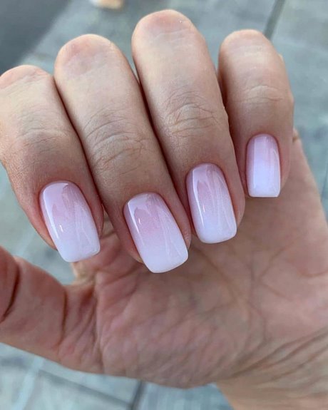 nail-polish-color-trends-2022-94_14 Tendințe de culoare a lacului de unghii 2022