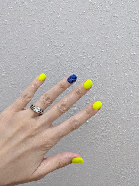 spring-toenail-colors-2022-30_12 Culorile unghiilor de primăvară 2022