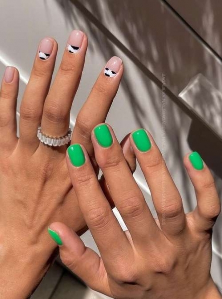 the-most-fashionable-nail-colors-2022-58_5 Cele mai la modă culori de unghii 2022