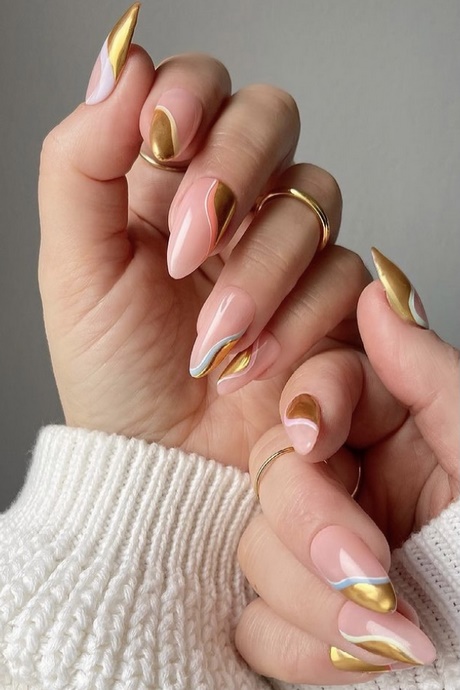 trending-nails-2022-91_12 Cuie în tendințe 2022