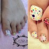 Nail art design pe degetele de la picioare