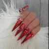 Modele de unghii cromate roșii